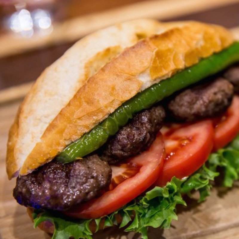 Ekmek Arası Köfte